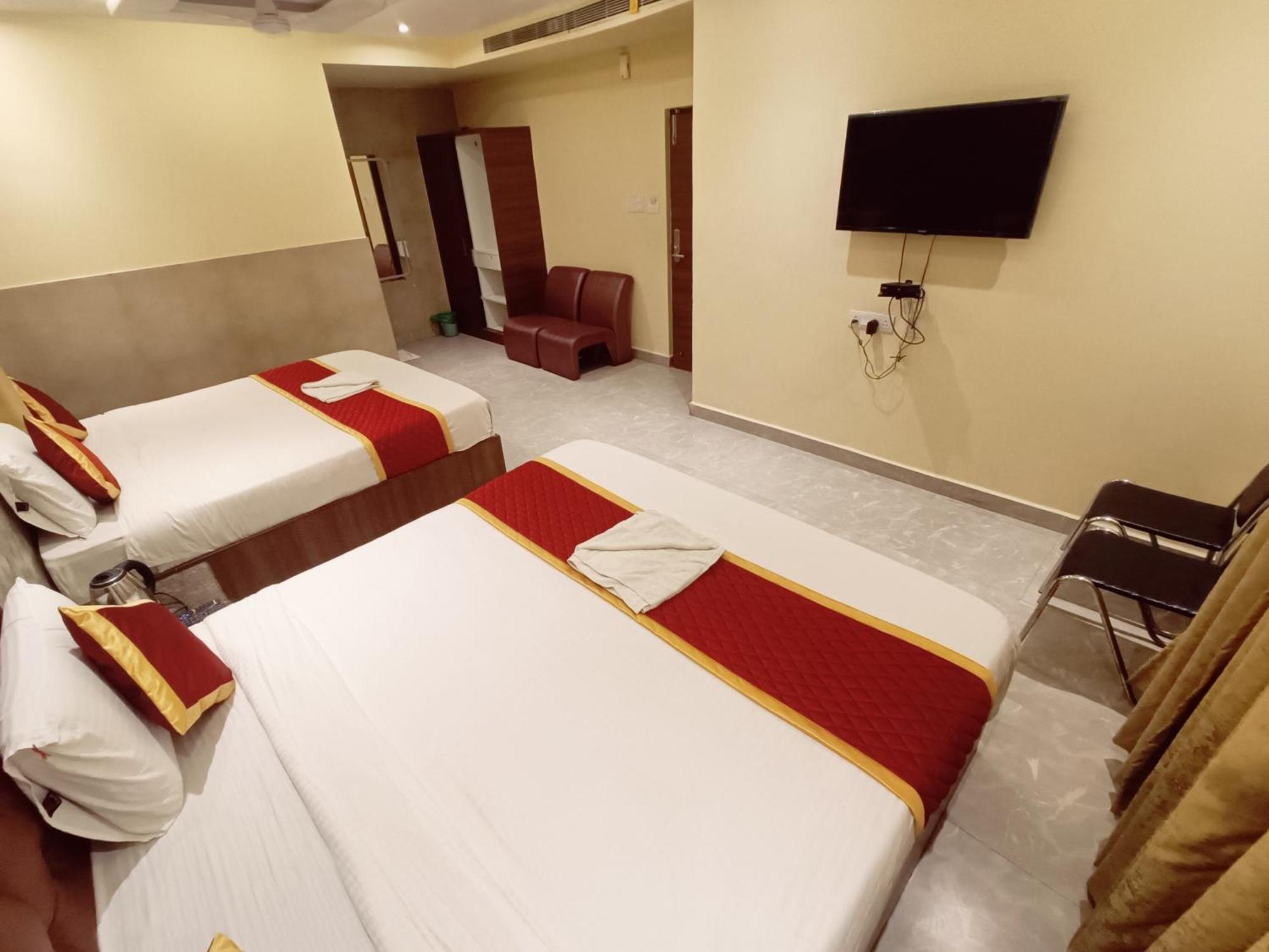 Mrv Triplicane Hotel
