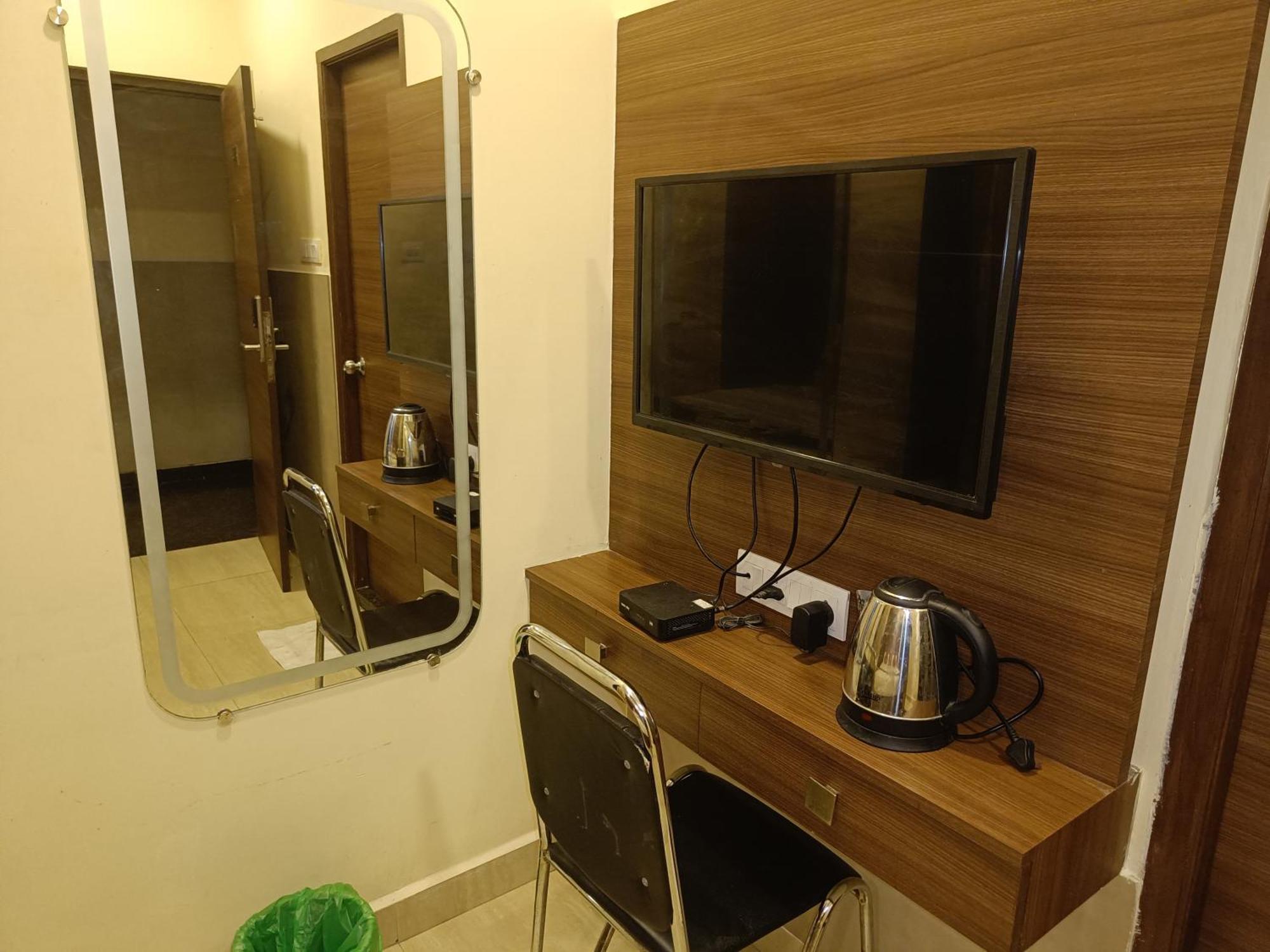 Mrv Triplicane Hotel 2*